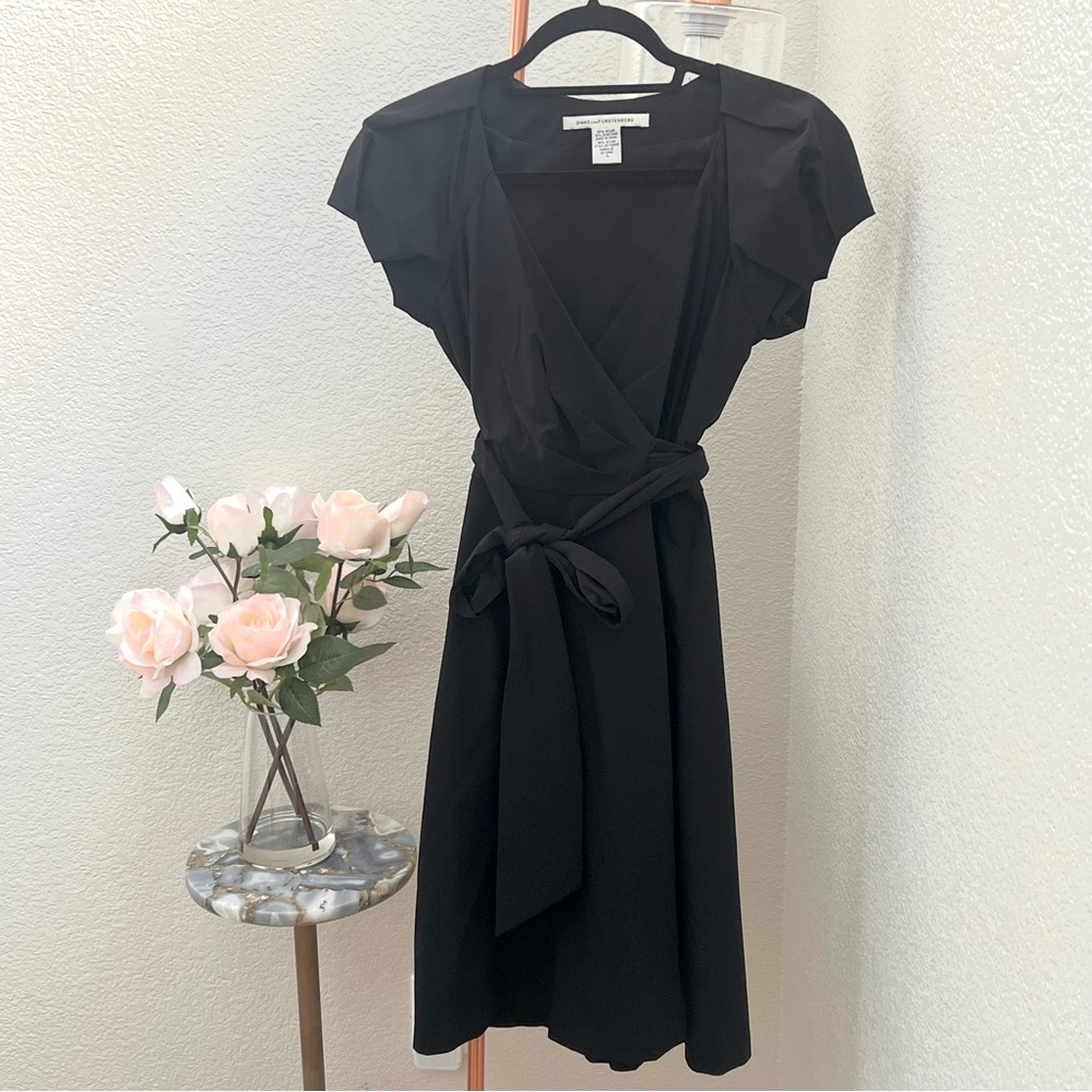 Diane Von Furstenberg Black Wrap Midi Dress
